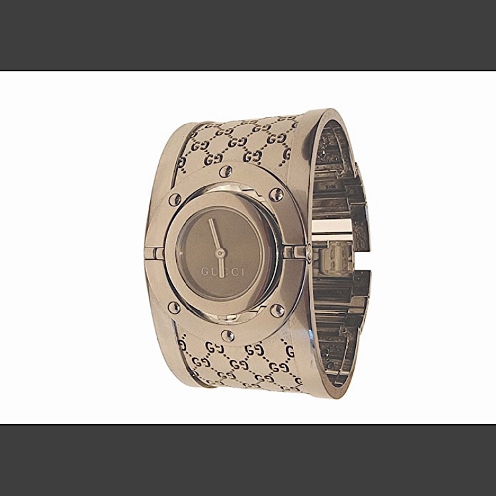 GUCCI watch Silver Wide Twirl 23 Quartz Stainless Steel 7” L x 1.33” W x 0.1” H